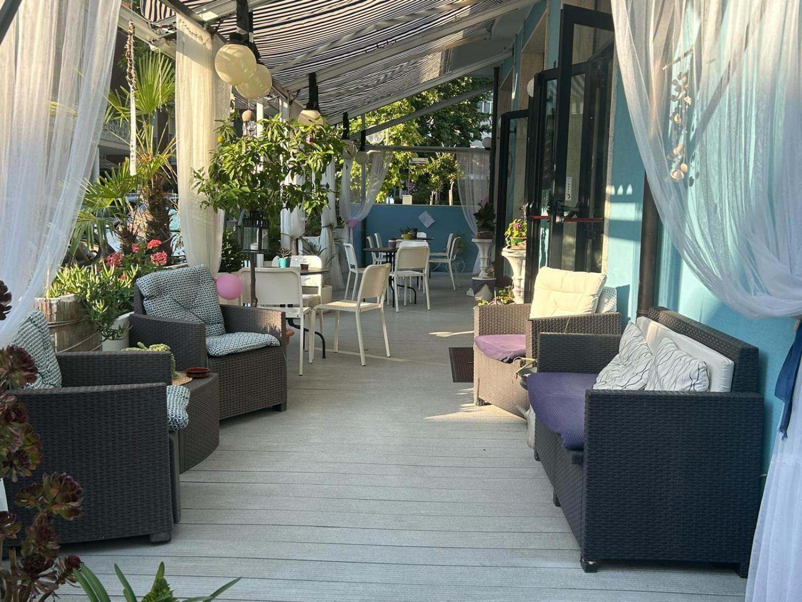 Bed And Breakfast Villa Giovanna Rimini Exteriör bild