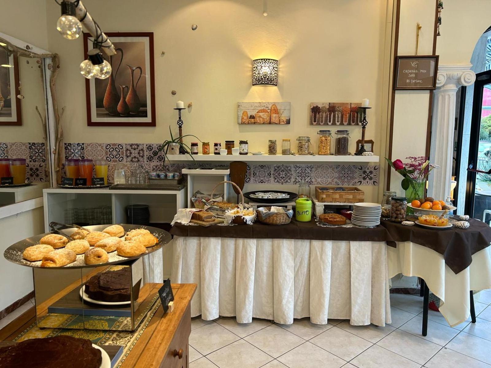 Bed And Breakfast Villa Giovanna Rimini Exteriör bild
